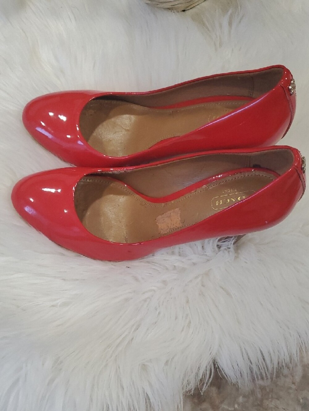 Coach Shelley Red Patent Leather Round-Toe Pumps Size 8.5 B - Picture 2 of 16